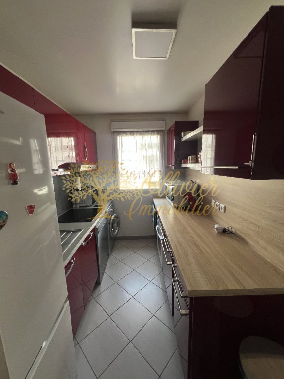 APPARTEMENT T2 A VENDRE - PONTAULT COMBAULT - 47.21 m2 - 199�000�&euro;