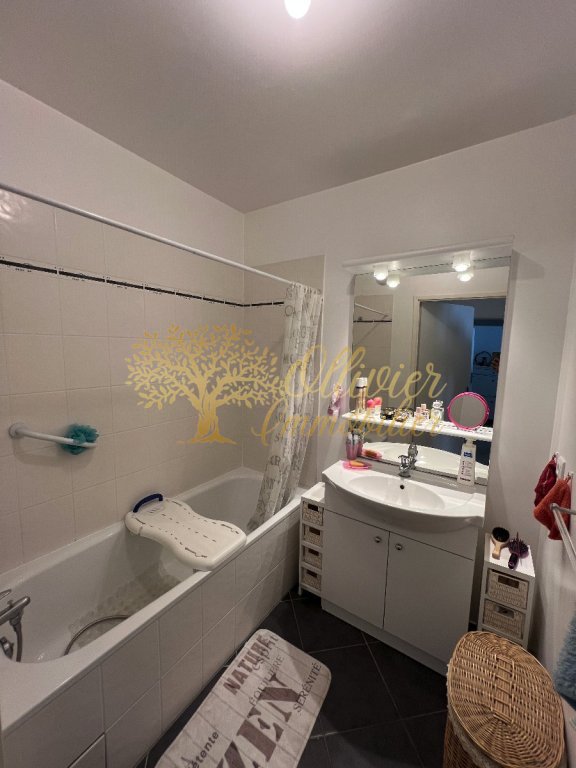 APPARTEMENT T2 A VENDRE - PONTAULT COMBAULT - 47.21 m2 - 199�000�&euro;