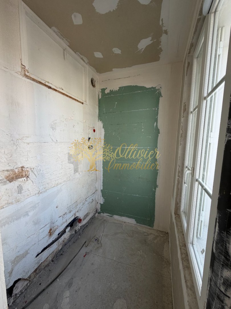 APPARTEMENT T2 A VENDRE - ST MAUR DES FOSSES - 35.2 m2 - 184 800 &euro;