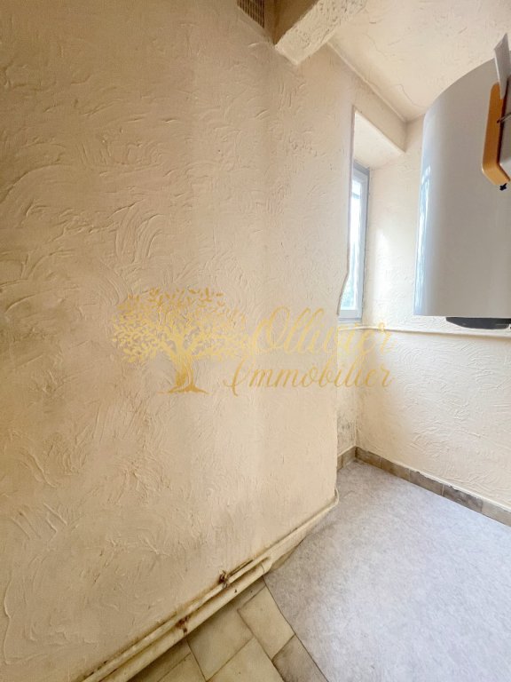 APPARTEMENT T2 - ST MAUR DES FOSSES - 35.22 m2 - VENDU