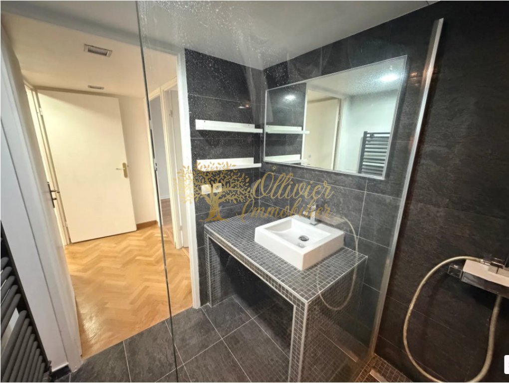 Lumineux 3 pi�ces avec balcon et parking A VENDRE - ALFORTVILLE Quartier des Fleurs - 63.3 m2 - 342�000�&euro;