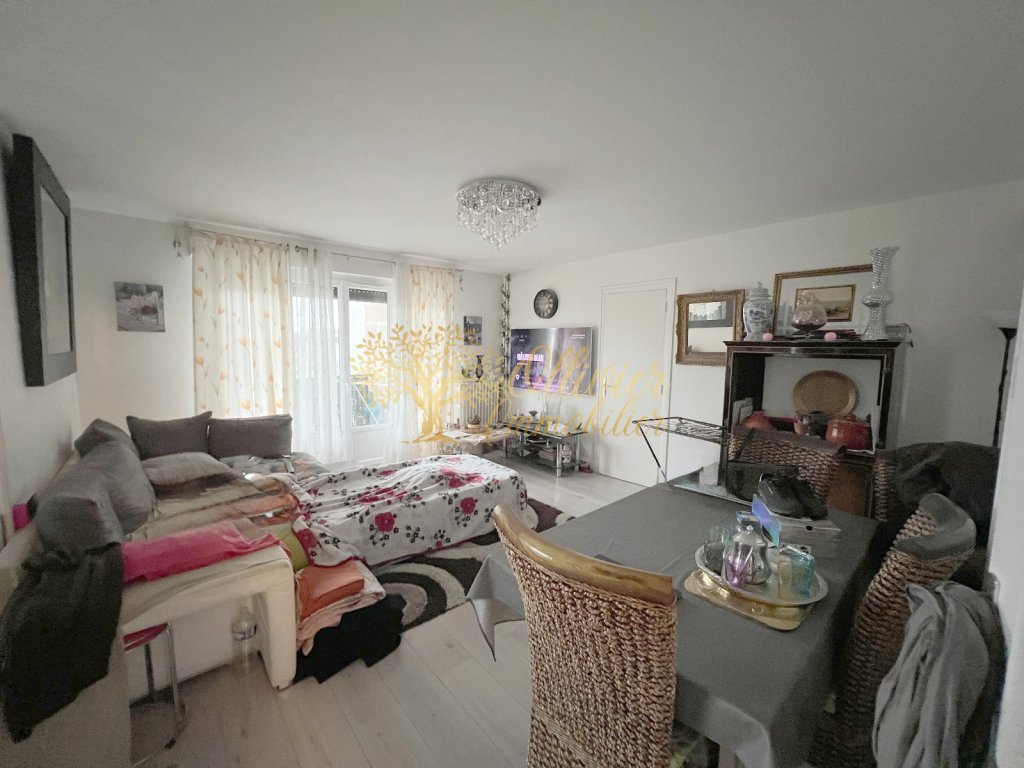 APPARTEMENT T3 A VENDRE - PONTAULT COMBAULT - 79.12 m2 - 230�000�&euro;