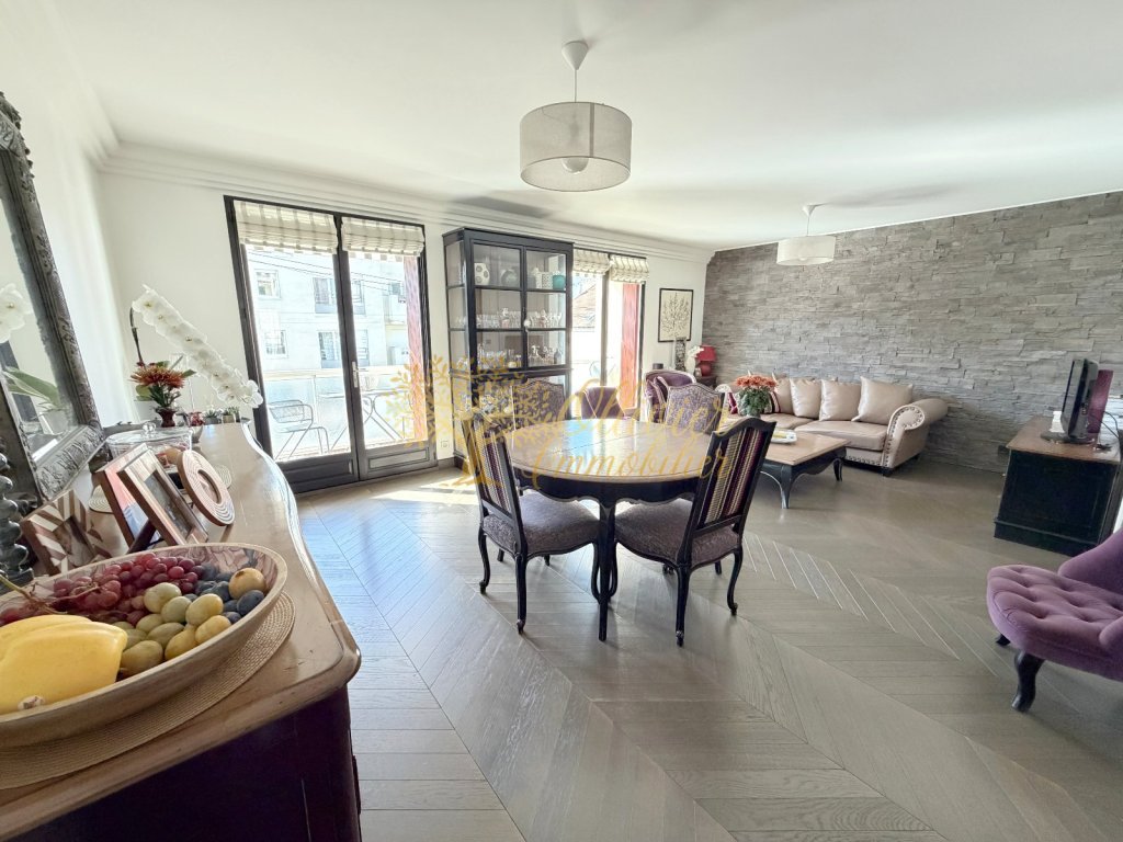 APPARTEMENT T3 A VENDRE - ST MAUR DES FOSSES Adamville - 81.03 m2 - 499�000�&euro;