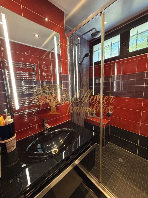 APPARTEMENT T3 A VENDRE - ST MAUR DES FOSSES Adamville - 81.03 m2 - 499�000�&euro;