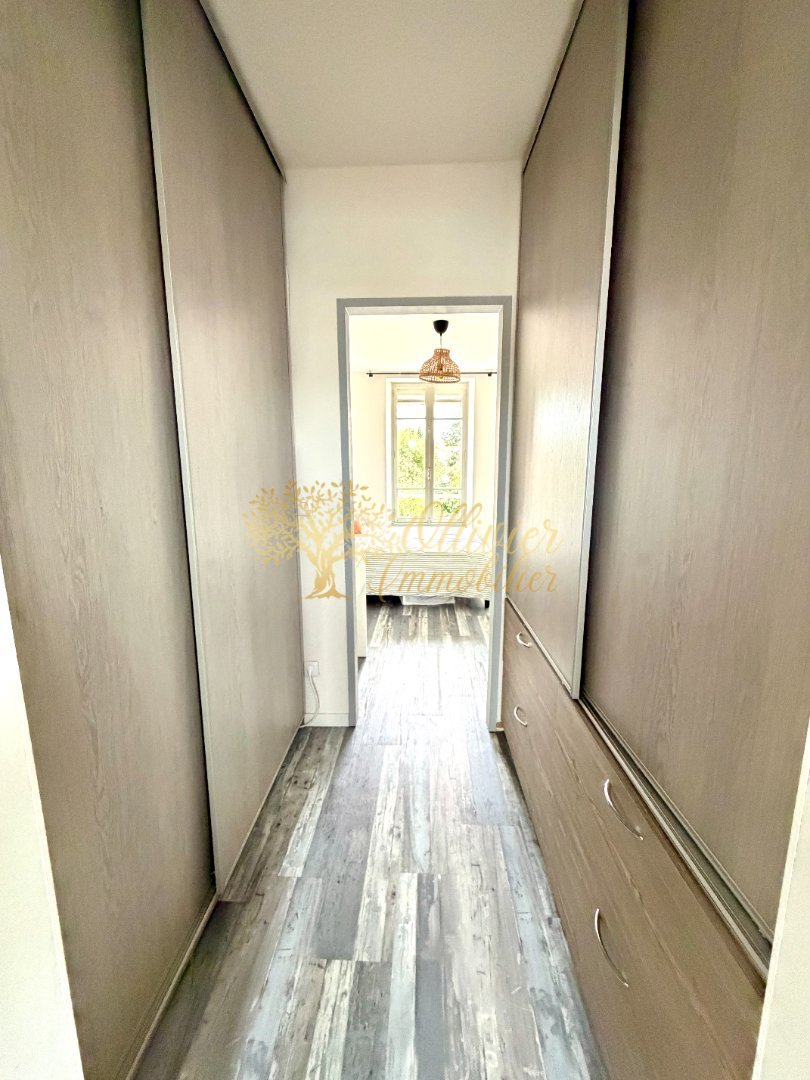 APPARTEMENT T3 A VENDRE - ST MAUR DES FOSSES - 59.5 m2 - 345�000�&euro;