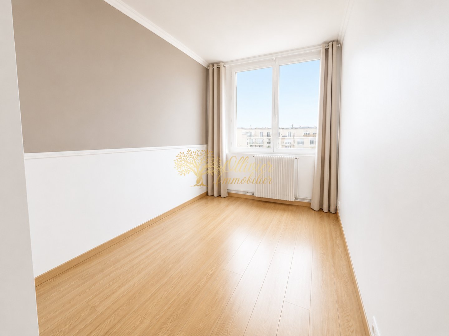 APPARTEMENT T3 A VENDRE - ST MAUR DES FOSSES - 77 m2 - 299 000 &euro;