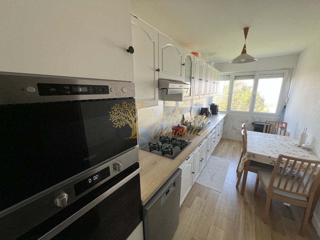 APPARTEMENT T4 A VENDRE - CHENNEVIERES SUR MARNE - 74 m2 - 229�000�&euro;