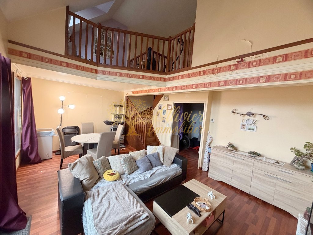 APPARTEMENT T4 A VENDRE - PONTAULT COMBAULT - 84 m2 - 267�000�&euro;